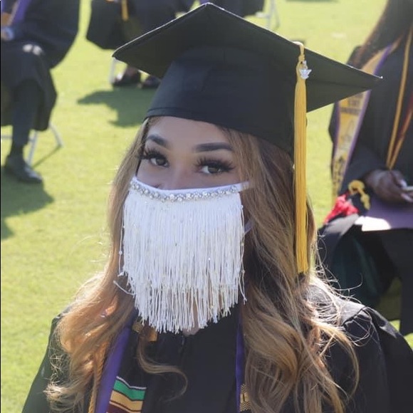 Meet your Posher, Cirre' - Picture 4 of 4